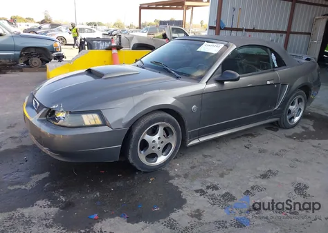2004 Ford Mustang from USA, damaged, VIN 1FAFP44644F196058